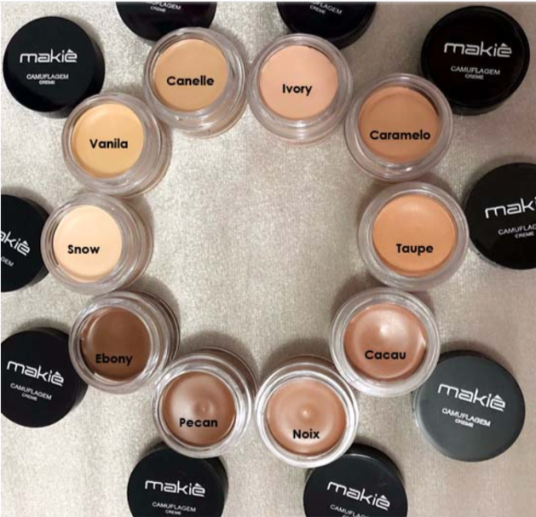 mini corrector facial de camuflaje Makie set de 2 piezas